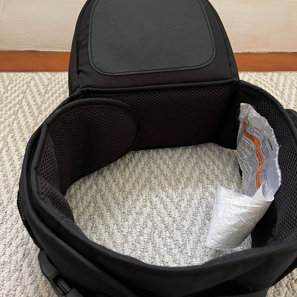 TushBaby Hip Carrier - Picture 7 of 8